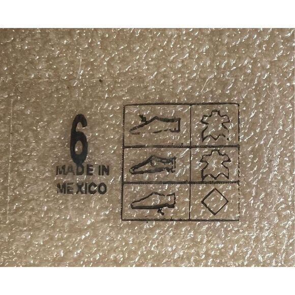 Beek Jay Leather Slip-On Sneakers in Honey NWOB Size 6 - Picture 9 of 9